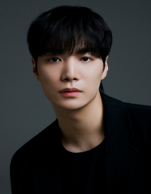 김종현, 드라마 '내 친구의 졸업식' 김민구 役 캐스팅 확정! 박철민∙러블리즈 정예인과 호흡