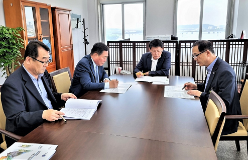 김산 무안군수, 서삼석 예결위원장 만나 국가 예산 확보 건의