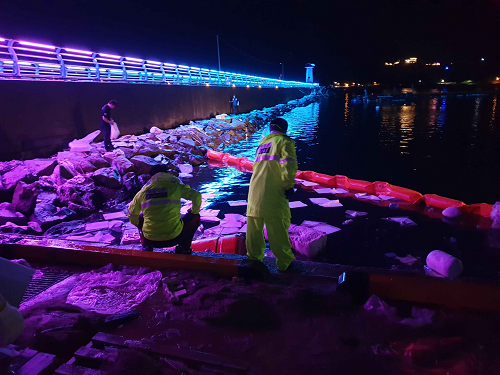 통영해경, 통영시 욕지항 해양오염사고 대응