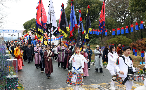 제52회 강진청자축제 청자촌 개장파티로 포문 열다