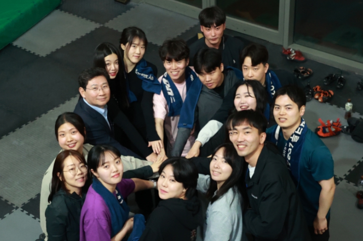 이상일 용인특례시장, ‘도전크루’ 클라이밍 참여 청년들과 진솔한 대화 시간 가져