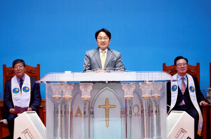 광주광역시 강기정 시장 “소생의 힘 가진 광주, 희망과 기쁨으로”