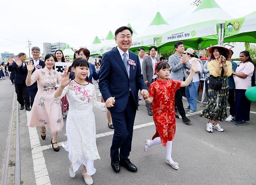 제16회 다문화 어울림 축제 성황리 개최