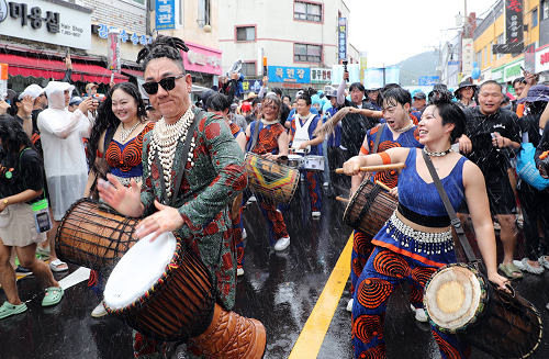 장흥 물축제 27일 개막... “역대급 인파 몰렸다”