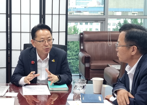 김문수 의원, “쌀값 폭락으로 농민 피해 심각…농림부에 쌀값 20만원 사수 강력 촉구”