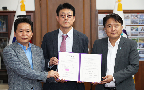 충북도, 반도체 핵심 소재 포토레지스트 분야 세계 1위 JSR와 투자 협약