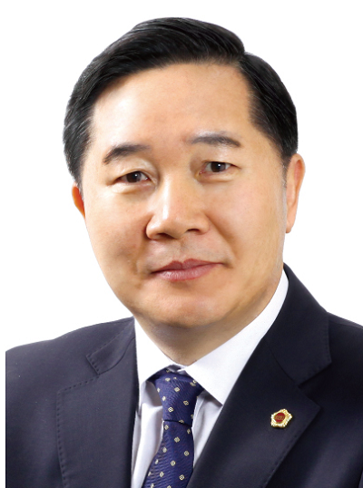 김용집 의원증명사진.png