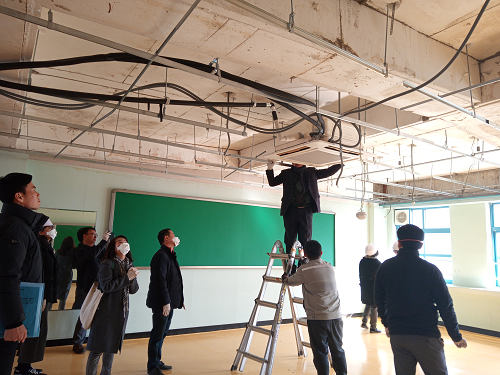 ★ [사진] 광주시교육청, 17개 학교 석면제거 개학 전 완료.png
