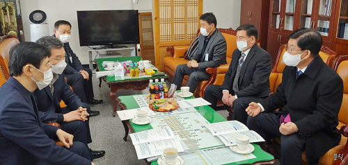 강인규 나주시장, 국회 산자위 이학영위원장, 신정훈 국회의원 면담1.png