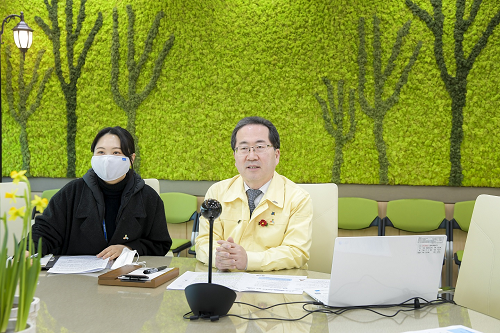 이즈미시 영상회의(시장실1).png