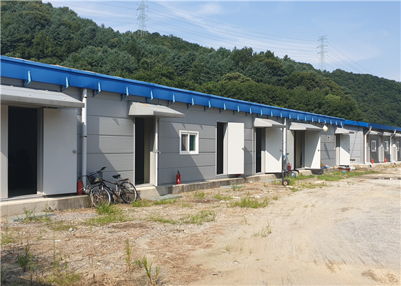낙찰 가능성을 높이기 위해 16개 회사로 분할, 페이퍼컴퍼니로 운영한 16개 건설사.png