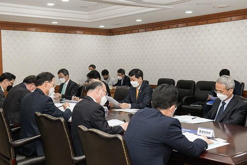 총리실 제공 사진- 광주군공항 이전 관련 관계부처 회의1.png