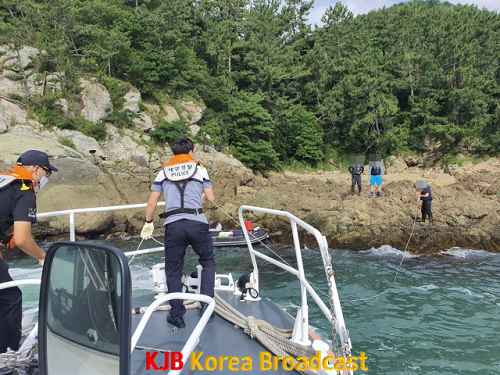 좌초 모터보트 예인.png