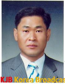 김성호 장동면장.jpg