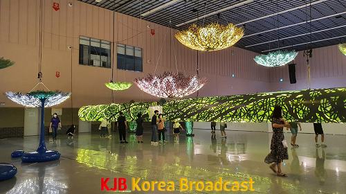 2. 한중일 미래융합 페스티벌(권치규 작가-대자연 네트워크).png