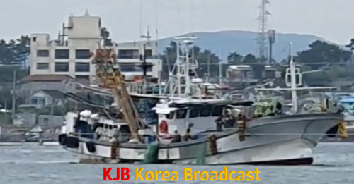 A호 어선 폐그물 무단투기 중.png