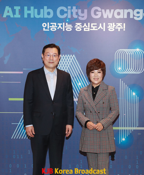 211103 가수 김연자 접견GJI_2360_1.png