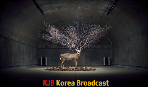 김명범 작가 '원'.png