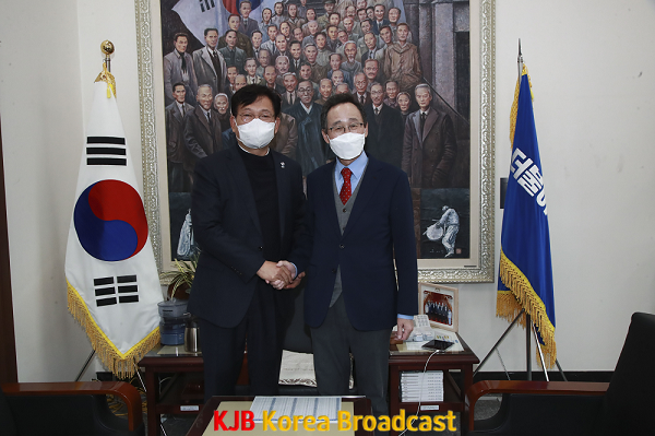 송하진도지사와 송영길 당대표1.png