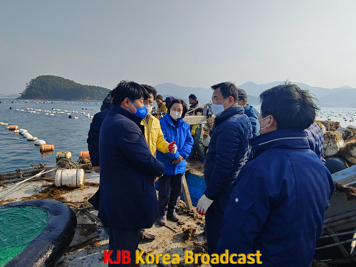 1.18 - 굴 폐사 피해 어장 현장 방문 및 복구지원 건의 2.png