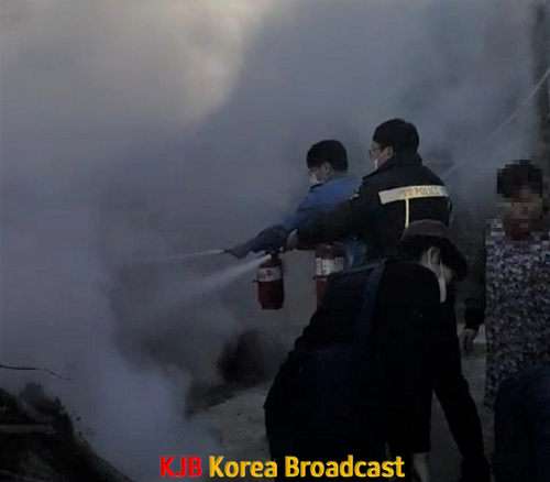 완도해경, 완도항 인근 식당 화재 초기 진화로 큰 피해 막아(배포용) (2).png