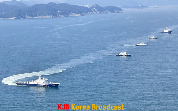 경비함정 항해 모습.png