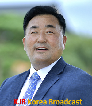 최옥수 얼굴.png