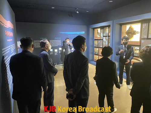 기획전시-2.png