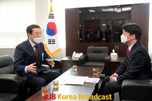 220328 대통령직인수위원회 위원 면담(안철수) 199.png