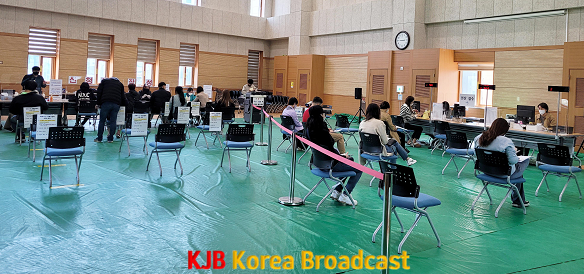 코로나19 격리자 생활지원비 접수 창구.png