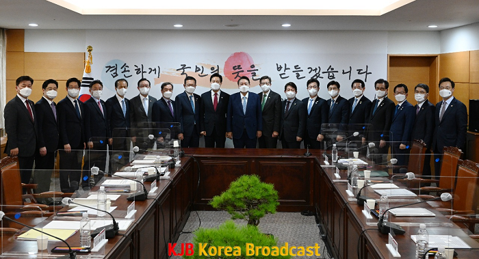 인수위 간담회3.png