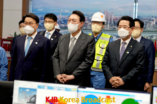 윤석열 당선인 전남 포스코 광양제철소 방문3.png