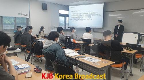 1-2 여수시와 포스코에이치와이클린메탈(주), 지역청년 위한 ‘채용 설명회’ 개최.png
