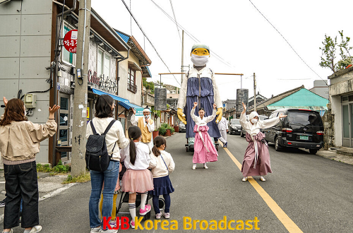 1.목포시, 문화재 누비며 근대거리 여행 시작.png