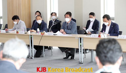 전남국제수묵비엔날에 자문위원회1.png