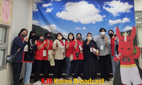 (사진2) 전북 국제관광 본격 대비, 중화권 여행사 팸투어 실시.png