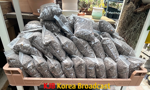 화원에서+비료+지퍼팩에+소분하여+판매.png