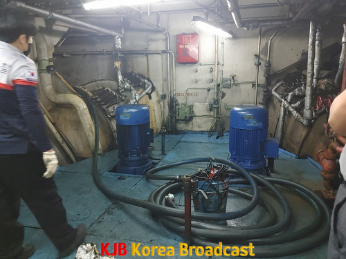 22.06.08완도해경, 폐유 불법배출 선박 끈질긴 추적 끝에 적발(배포용 신양식) (4).png