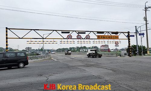영산대교 통행제한 조치 이후 모습.png