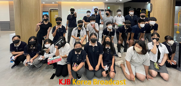 인구정책과_교육생태계지원팀_곡성군에서 청소년 방과후 아카데미 드론 레이싱대회 열려2.png