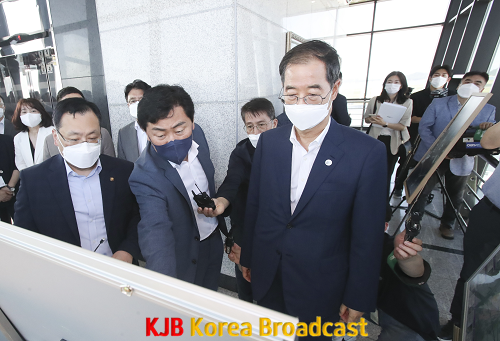 2022-07-28 한덕수 국무총리 새만금 방문-33센터-3.png