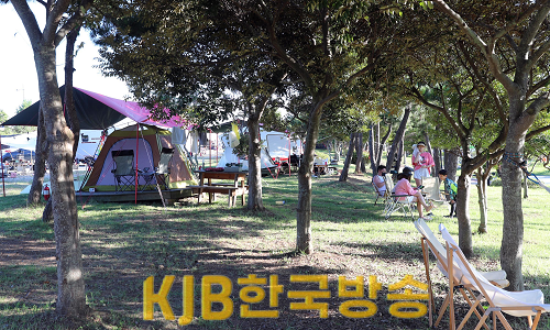 문금주 전라남도 행정부지사 캠핑관광 박람회 참석 사진3.png