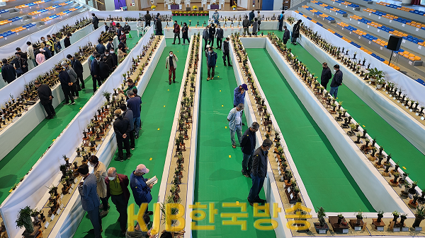 전시장전경.png