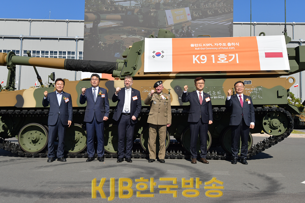 자주포출하식(22.10.).png