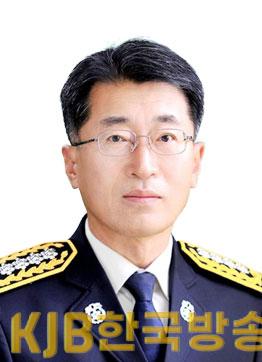 김석운 보성소방서장.jpg