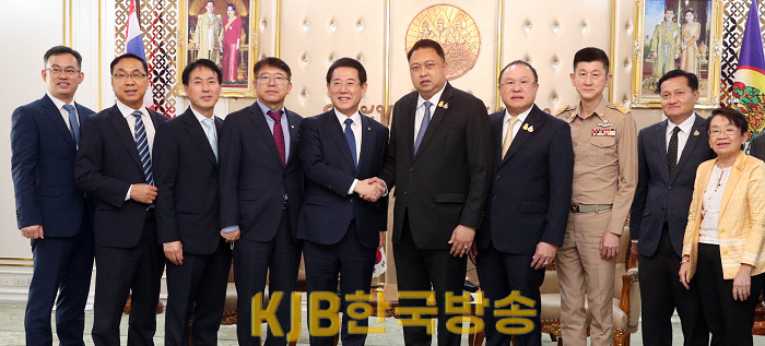 태국 노동부 장관 면담3.png