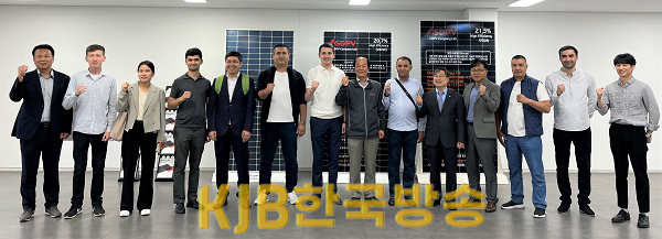 우즈베키스탄 방문단 신재생에너지기업 방문3.png