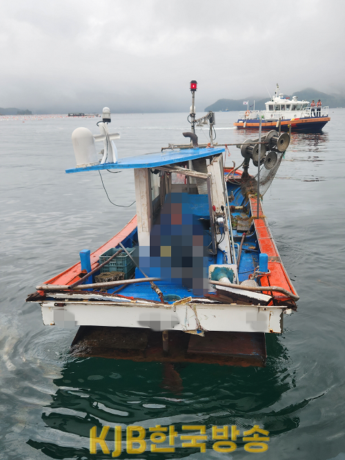 통영 필도 충돌사고 사진2.png