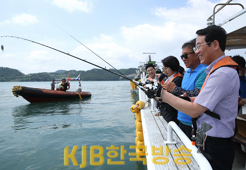 1바다낚시어선 출항식 (3).png