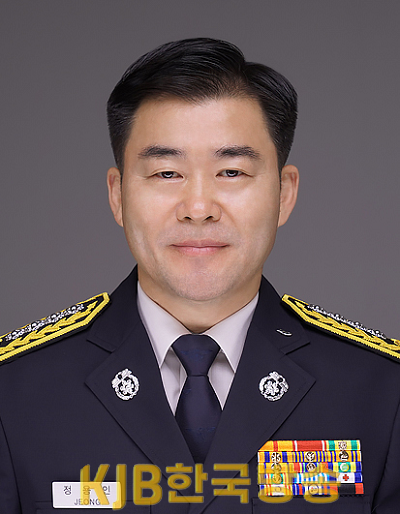 사진(정용인).png